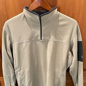 Mens Arc’Teryx 1/4 zip- beige, size large